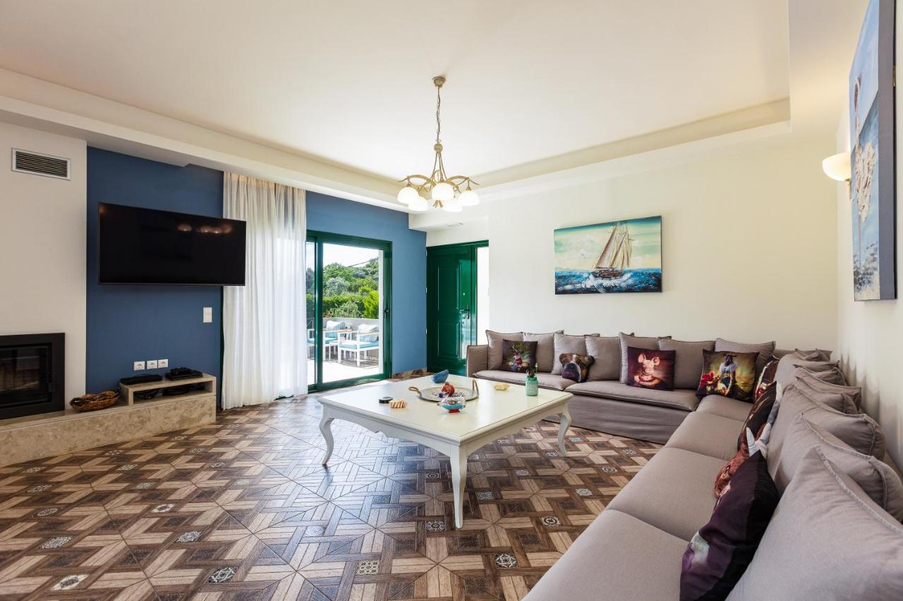 Alonia Villa, Refined Living With 50M2 Private Pool, By Thinkvilla Melidhónion Exterior foto