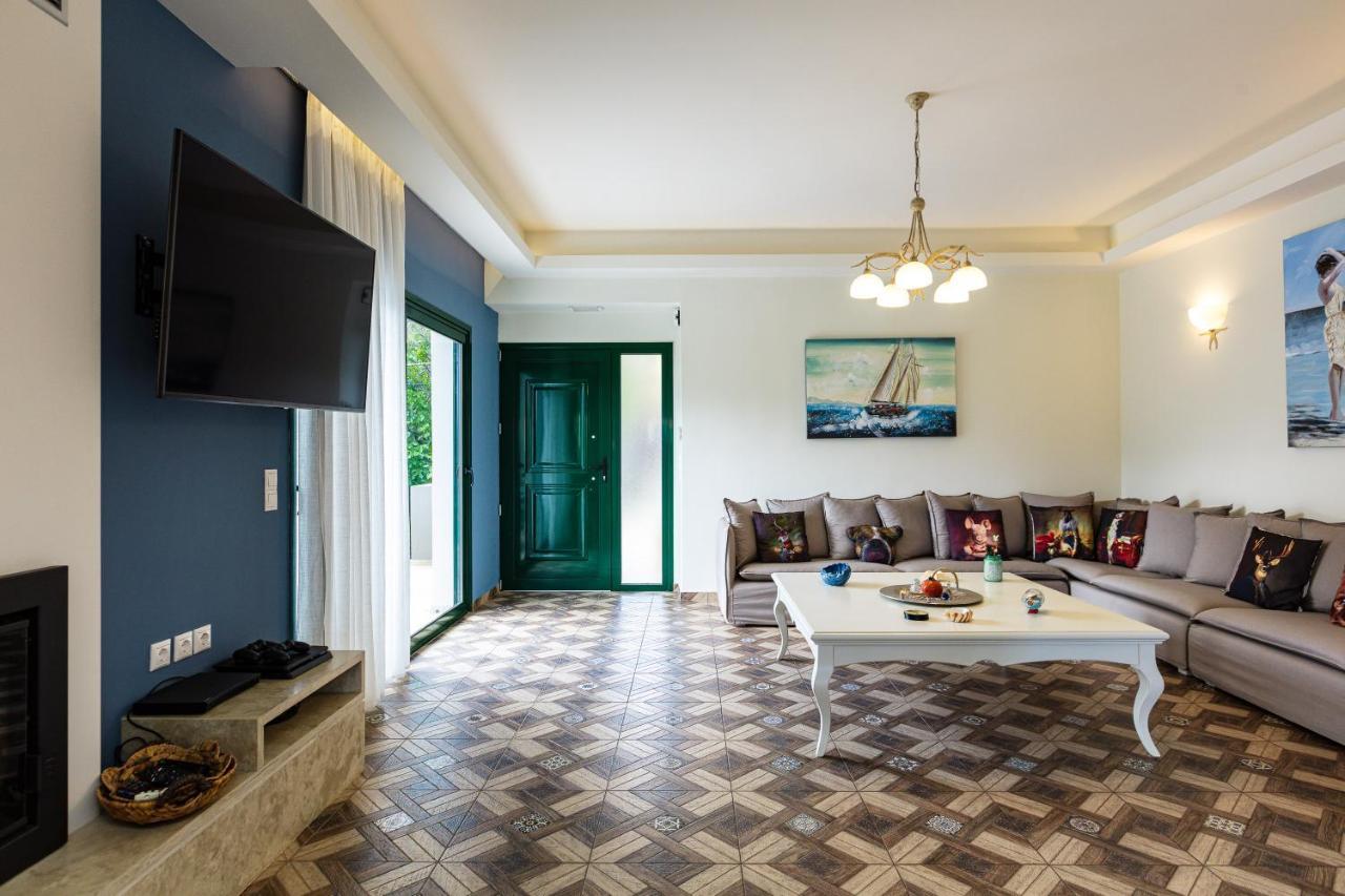 Alonia Villa, Refined Living With 50M2 Private Pool, By Thinkvilla Melidhónion Exterior foto
